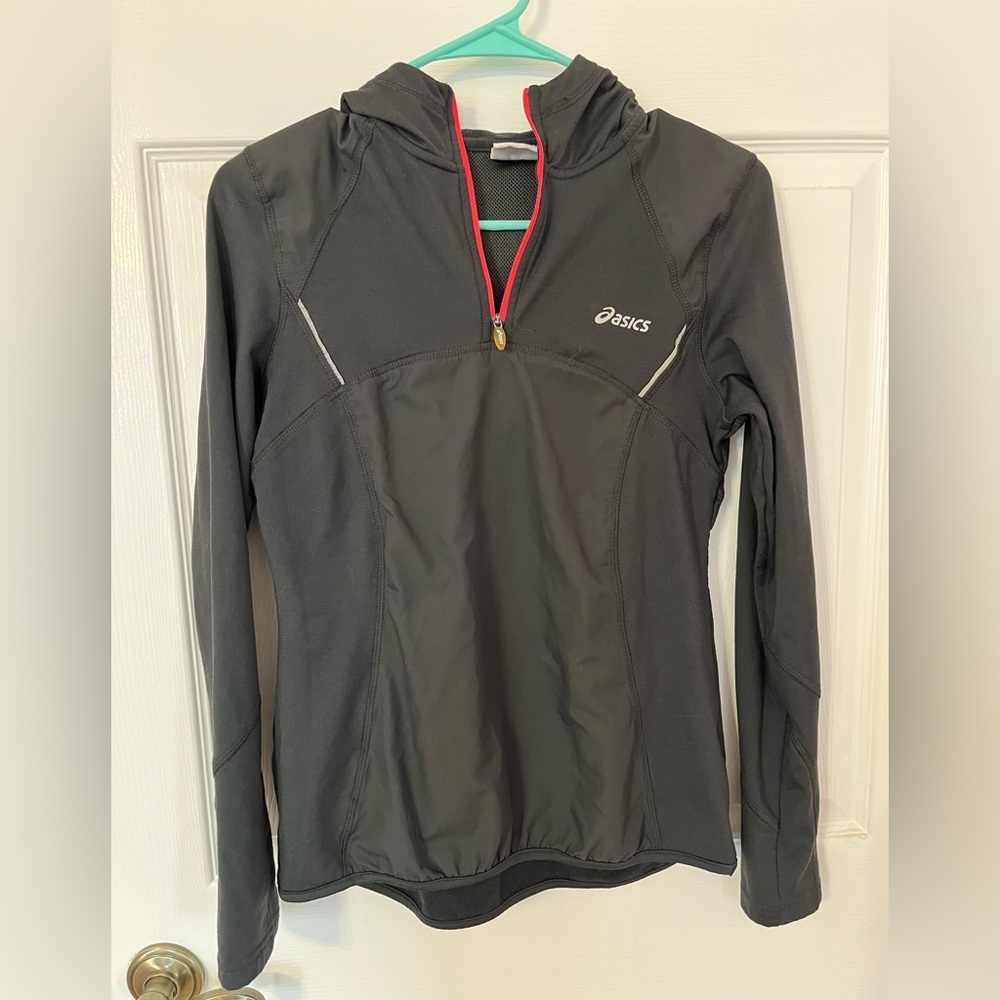 ASICS athletic long sleeve hoodie